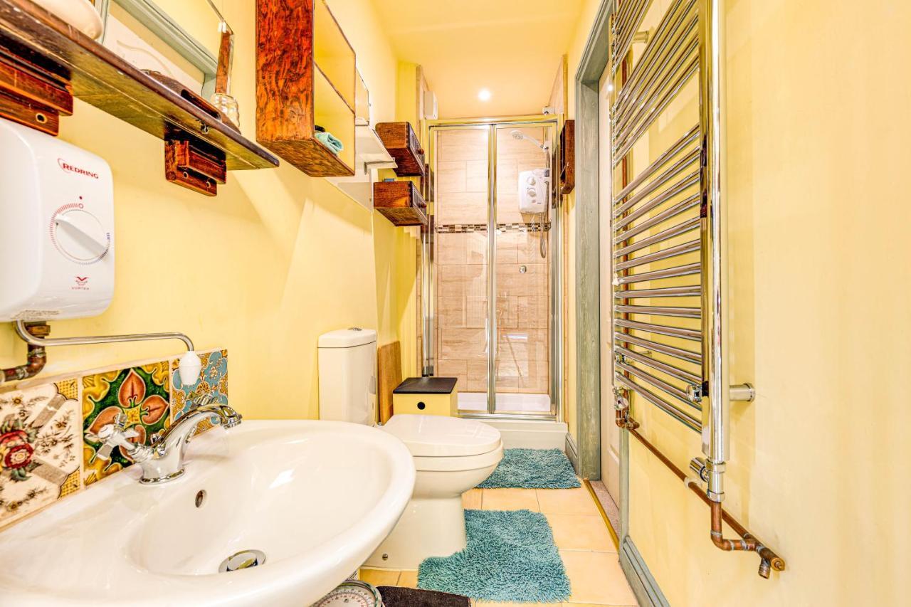 Family Country Cottage With A Private Valley View Scarborough Luaran gambar